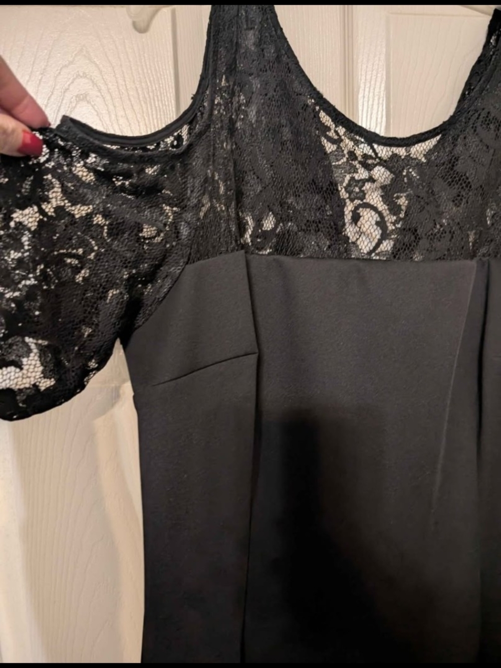 SLNY Black Lace-Trim Sheath Dress